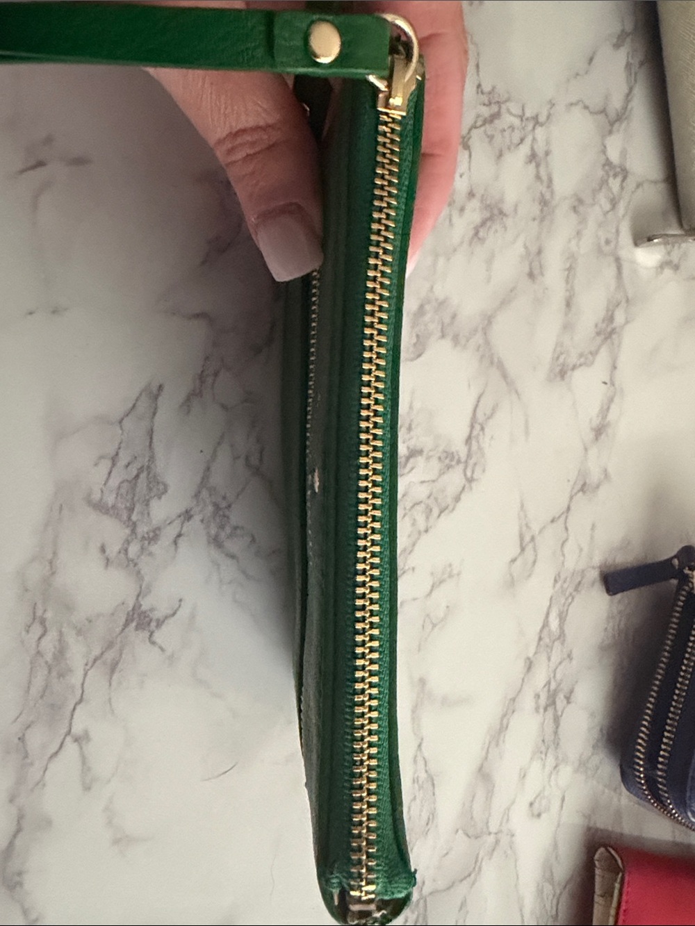 Kate Spade ♠️ Wristlet - Picture 4 of 6